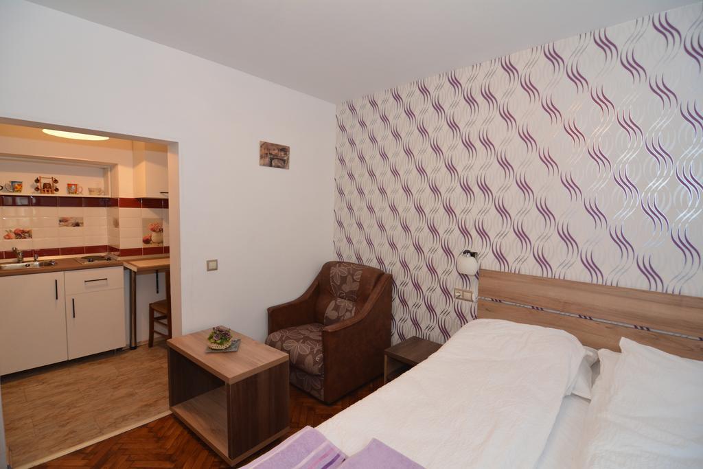 Apartament Supercentral Hermannstadt Zimmer foto